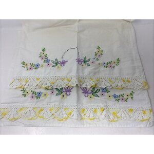Vintage Set 2 Hand Embroidered Pillow Cases Pastel Floral Crochet Trim 19x28”